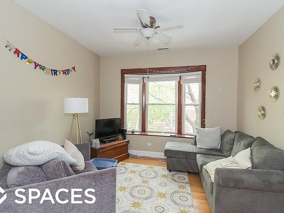 4th image of 3657 N Janssen Avenue # 2e Top Floor