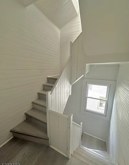 48-50 Cedar Ave #1 — Photo 8
