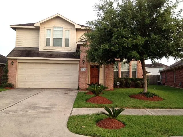 18231 Spring Run Ln — Photo 1