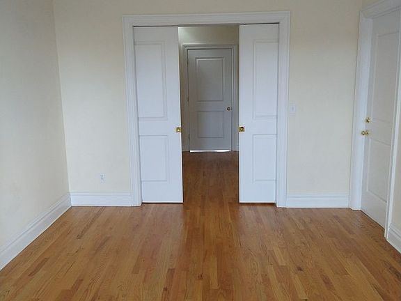 2nd image of 297 7th Ave APT 4