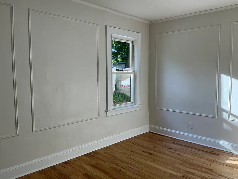 319 Vermont Ave — Photo 9