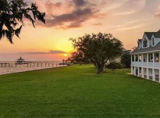 107 Northlake Dr, Mandeville, LA 70448
