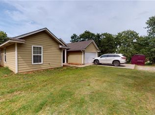 17215 Redbud Rd, Newalla, OK 74857