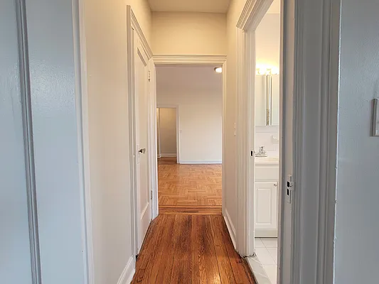 Rented by Living New York | media 12