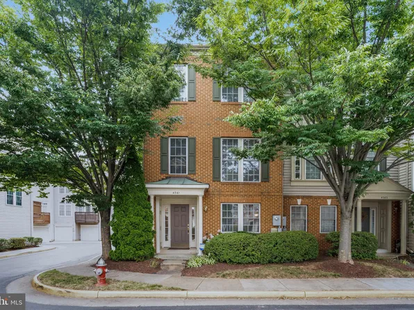 4361 Thomas Brigade Ln, Fairfax, VA 22033