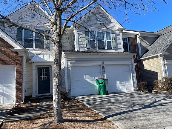 2nd image of 293 Regent Sq