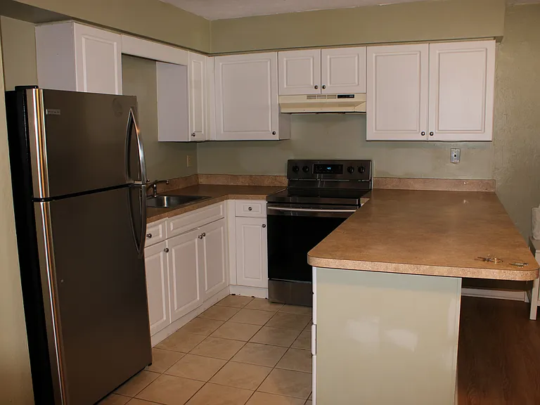 821 NW 13th St #9 — Photo 27
