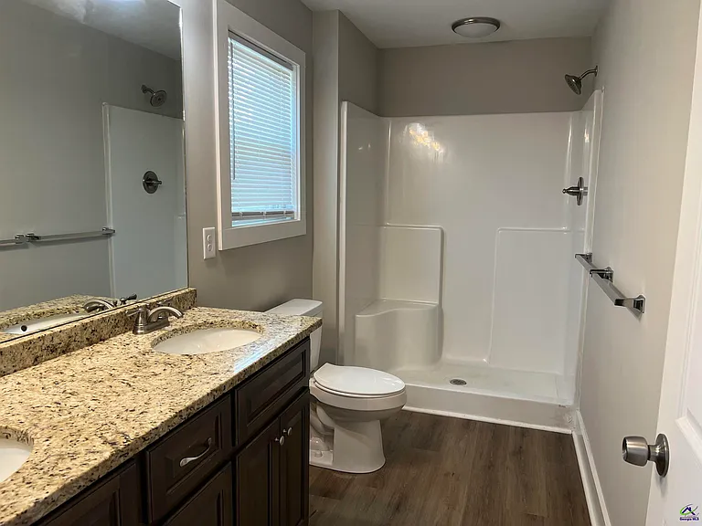 122 Rolling Woods Cir — Photo 5