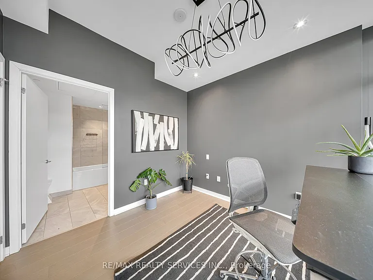 501 Adelaide St W #1404 — Photo 15