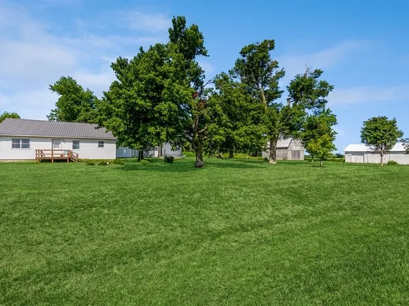 6707 15th Ave, Keystone, IA 52249