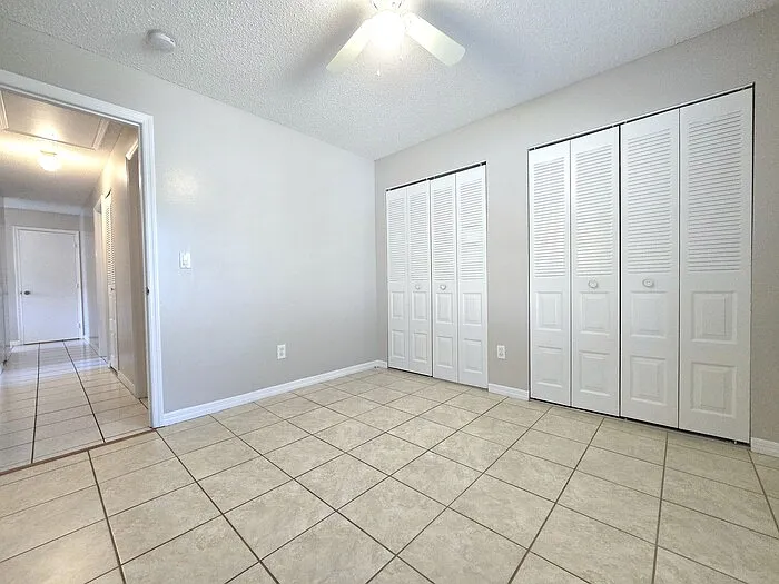 1423 Montana Ave — Photo 19