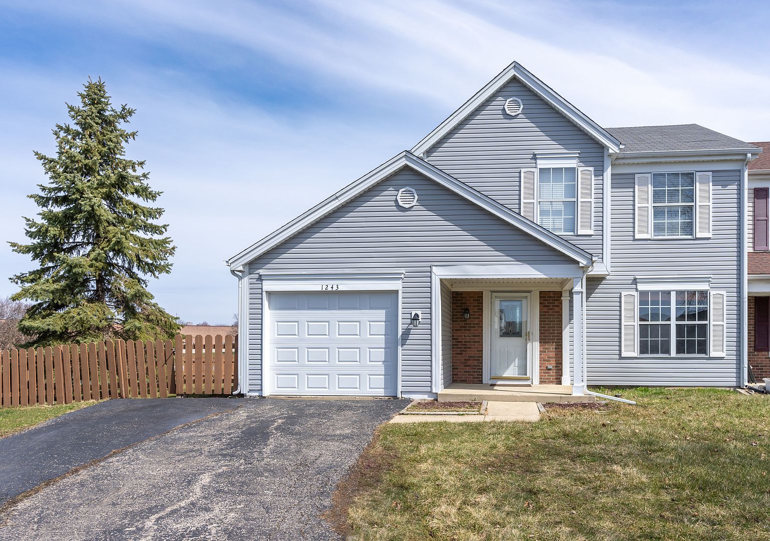 1243 Trinity Dr, Carol Stream, IL 60188 | Zillow