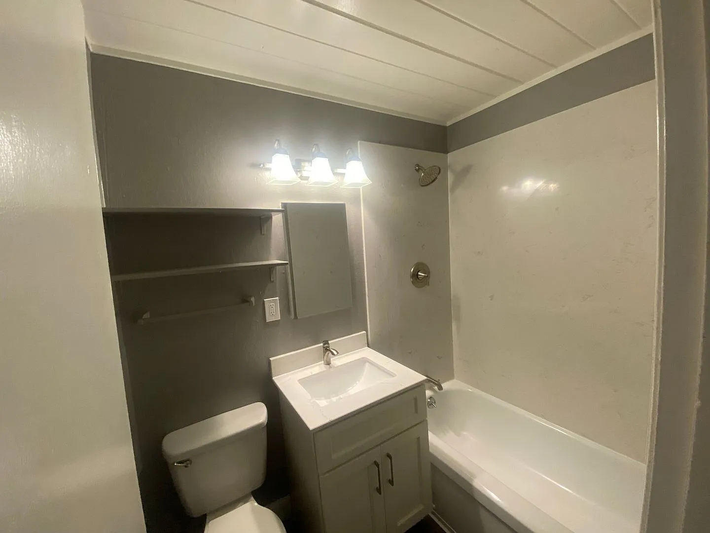 1475 Marclair Drive-SCN — Photo 2