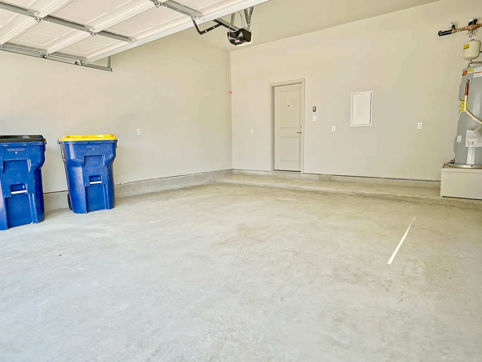 3 bed, 1490 sqft, $1,795 — Photo 2
