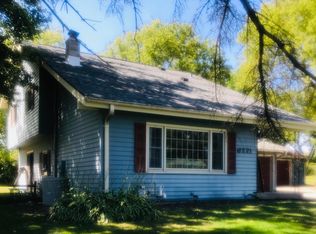 N6221 Clearview Dr, Fredonia, WI 53021