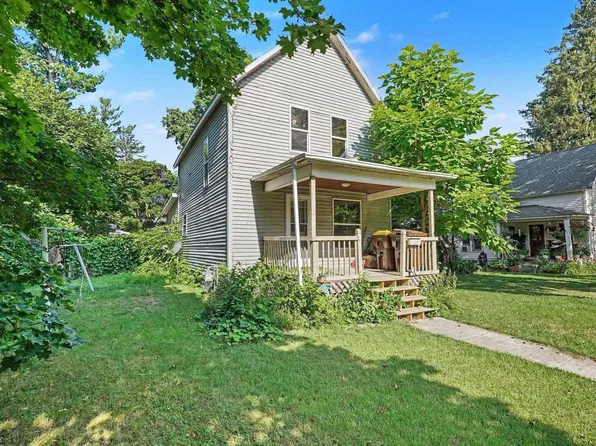 512 S Kinney Ave, Mount Pleasant, MI 48858
