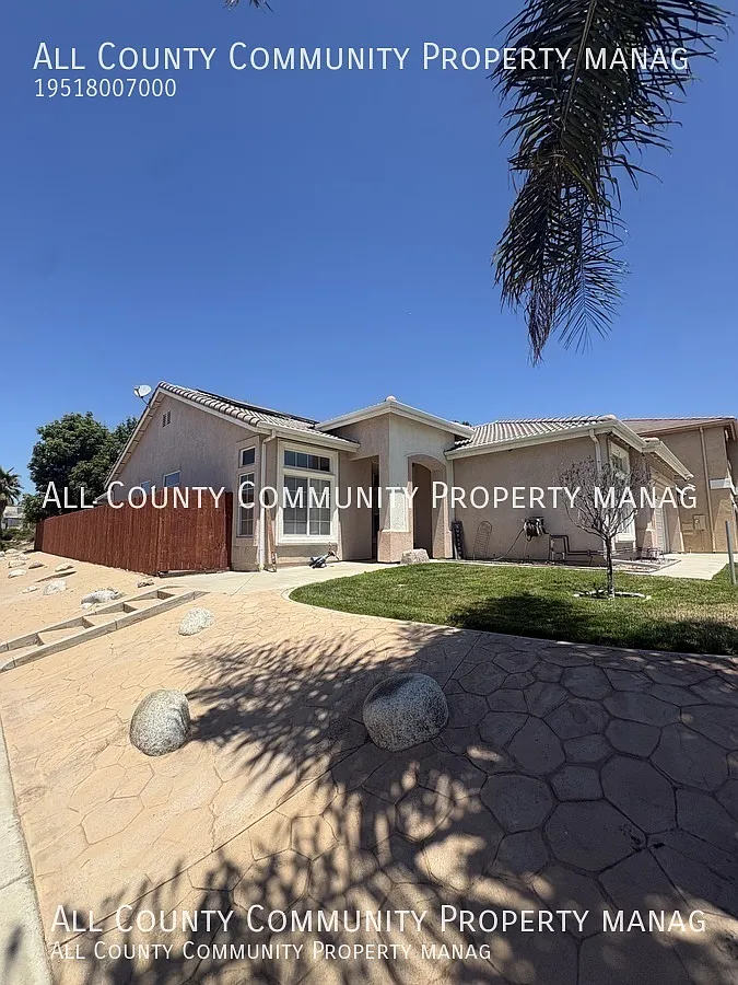 House for rent in Murrieta — Photo 4
