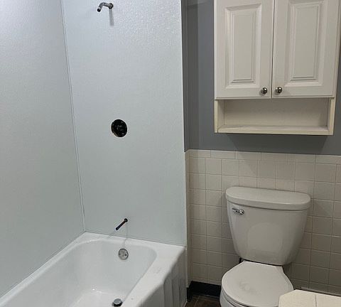3rd image of 39 Union St