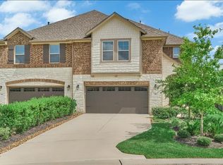 10 Heirloom Garden Pl, The Woodlands, TX 77354
