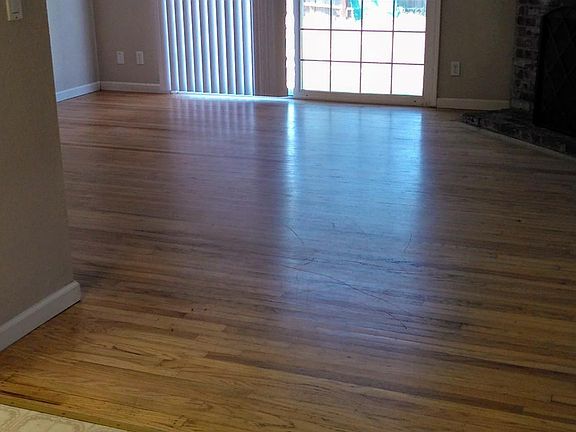 4th image of 3813 Lankershim Way