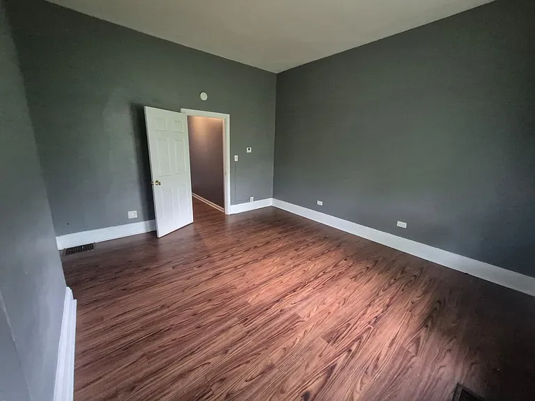 1704 Madison Ave — Photo 13
