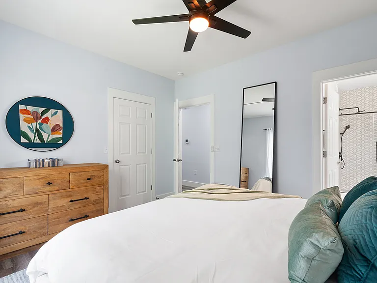 624 McKenna Cir — Photo 18