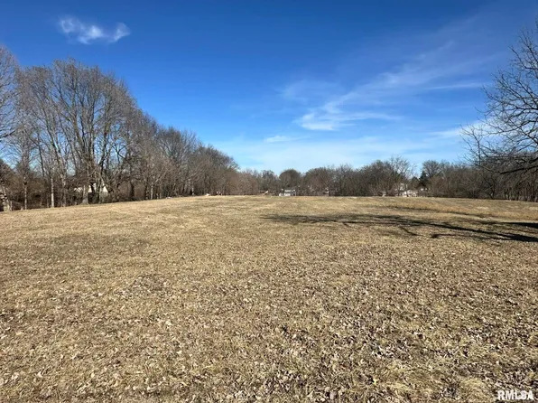 0 W Hickory St, Canton, IL 61520
