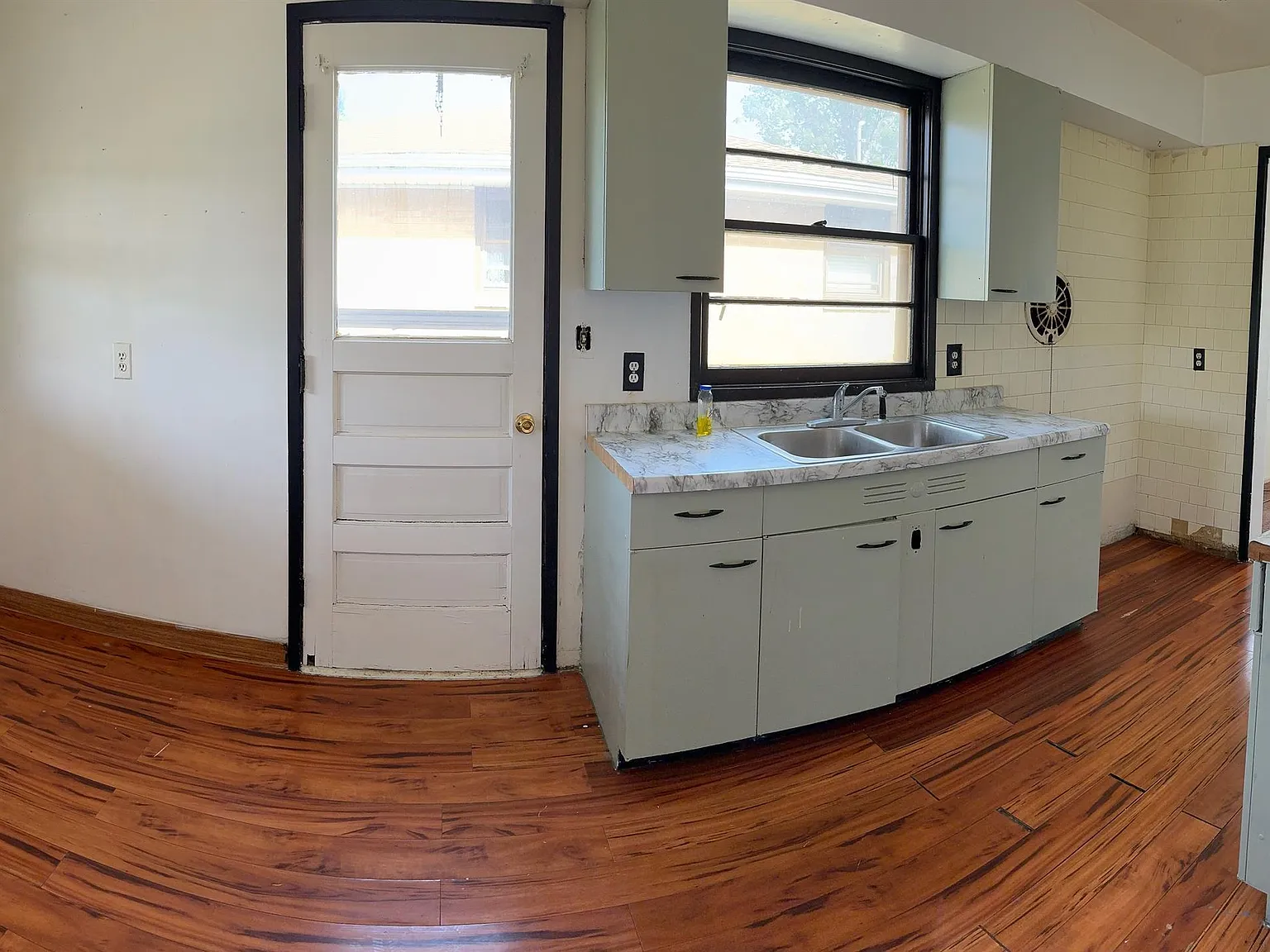 611 West 15th Street - 1 — Photo 4