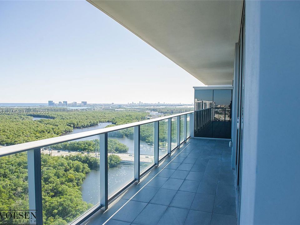 1st image of 16385 Biscayne Blvd Unit 2615