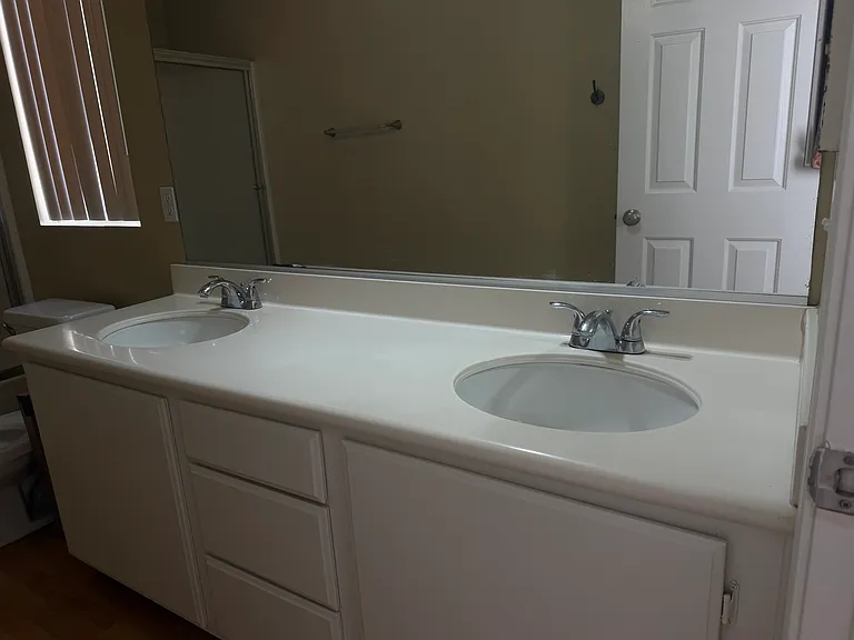 11772 Declaration Dr — Photo 17