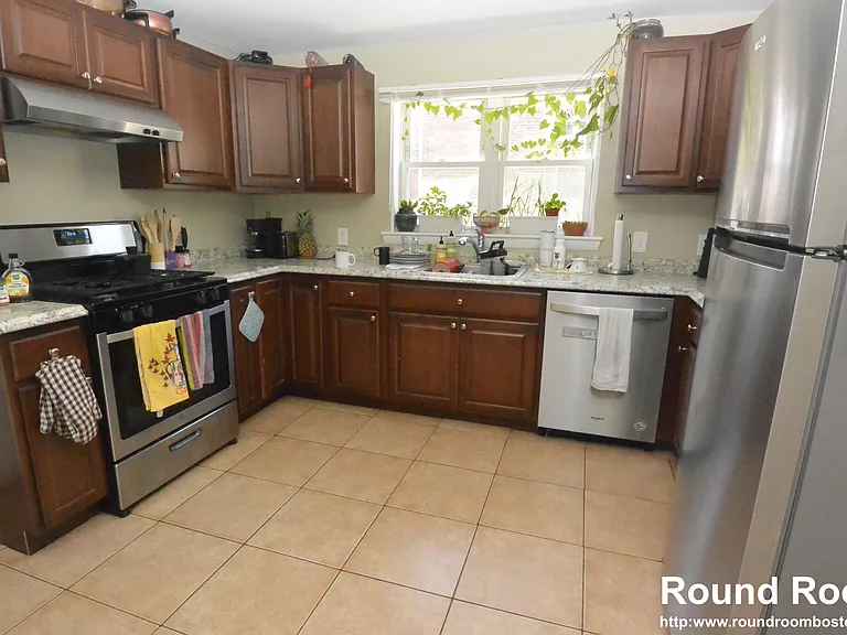 271 Corey Rd — Photo 2