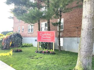 22 Mulford Place #5C, Hempstead, NY