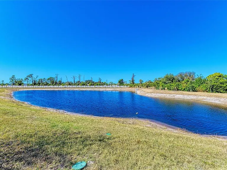 8613 Seasalt Loop — Photo 53