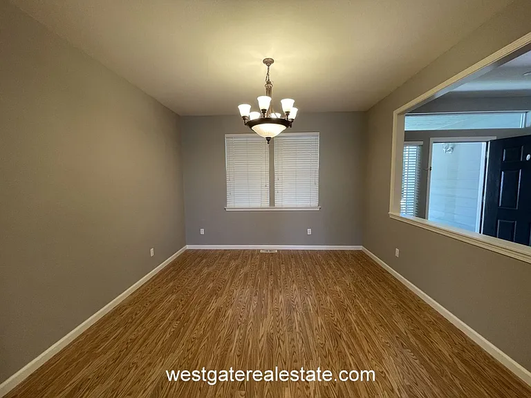 786 El Paseo Dr — Photo 17