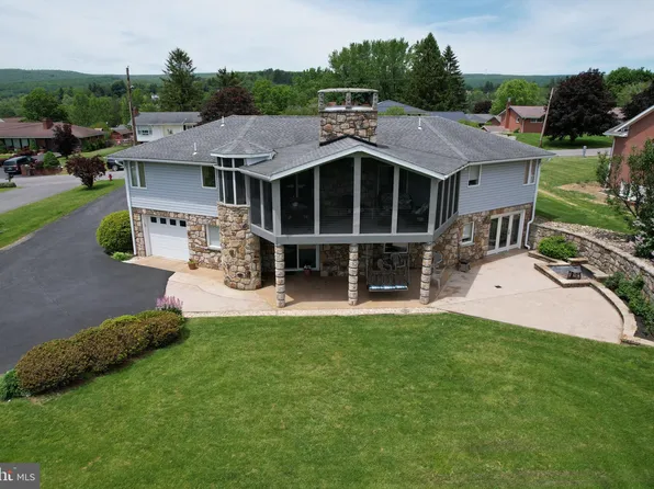 108 SE Wright St, Frostburg, MD 21532