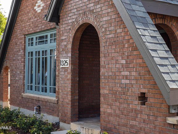 3rd image of 1325 W WILLETTA Street