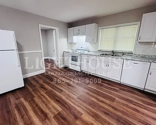 627 Avenue A Photo 1