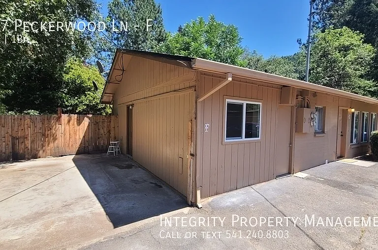 157 Peckerwood Ln #F — Photo 1