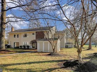 1052 Brinker Dr, Hagerstown, MD 21740