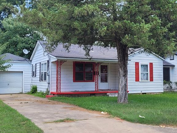 2nd image of 4501 Boyer St
