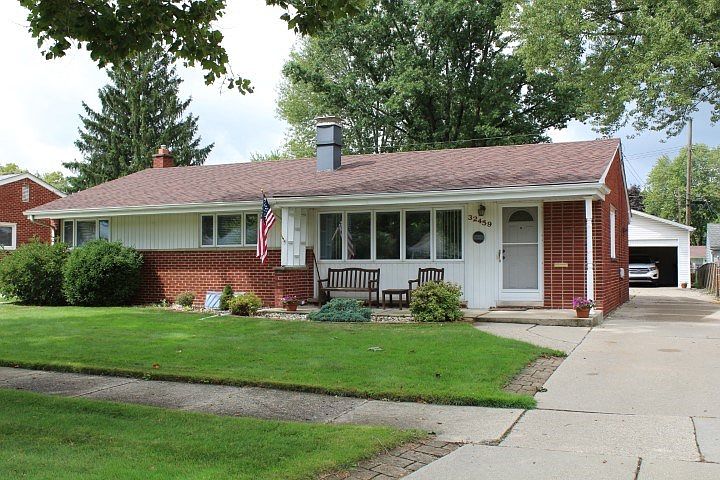 1st image of 32459 Knollwood Dr