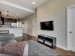 3307 W Le Moyne St #2, Chicago, IL 60651