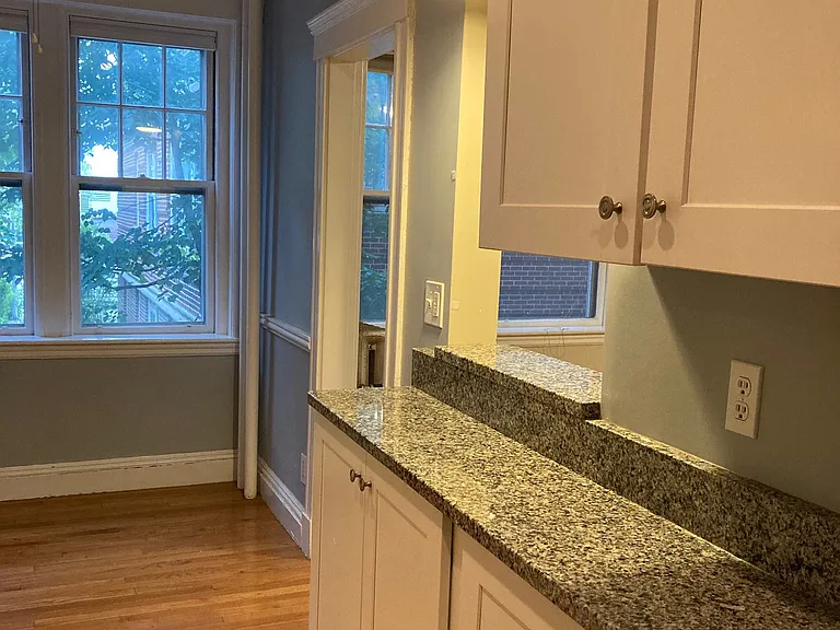 1699 Cambridge St #8 — Photo 8