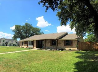 3547 Pebble Beach Dr, Farmers Branch, TX 75234
