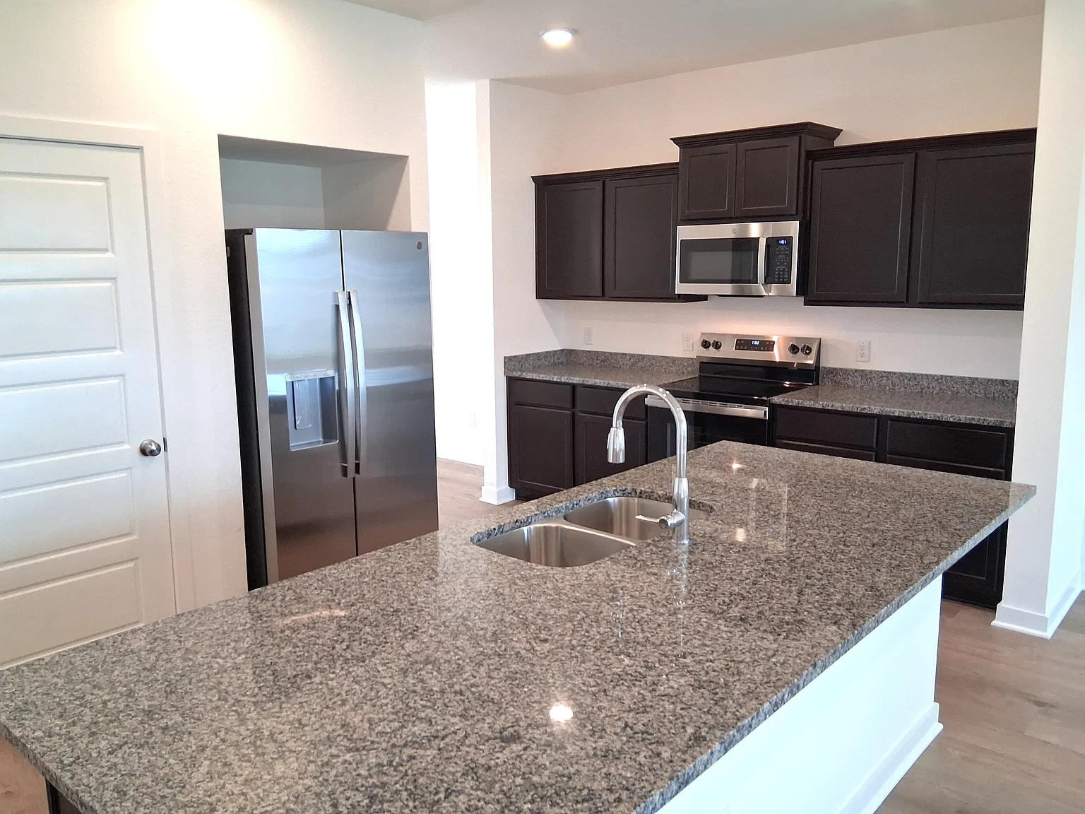 Filmore Cove 2011 - 1 — Photo 3