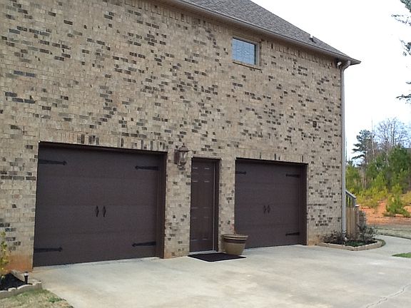 Over sized 2 car garage