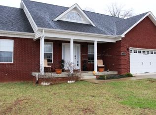 118 Lowball Ln, Vine Grove, KY 40175