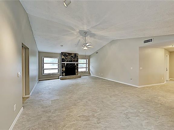 5th image of 509 Sportsman Park Dr