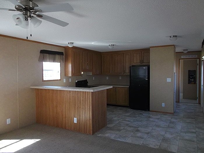 Kitchen had been renovated, dont have recent pic