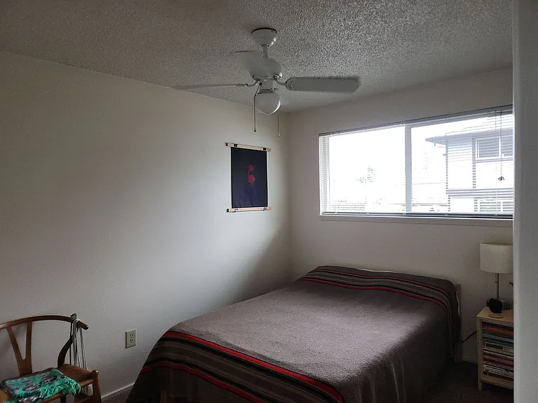 1518 W St — Photo 7